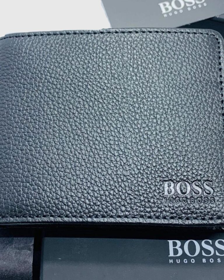 HUGO BOSS TRAVELLER 4CC BIFOD BLACK LEATHER WALLET WITH POCKET